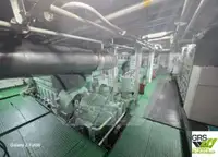 เรือขนส่งสัมภาระขึ้นฝั่งแบบมีถัง สำหรับขาย