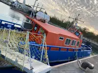เรือสำหรับลูกเรือ สำหรับขาย