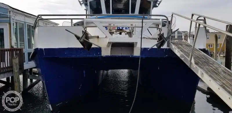 เรือสองลำ (Catamaran) สำหรับขาย