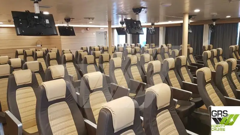 เรือบรรทุกสินค้าแบบ Ro-Ro สำหรับขาย