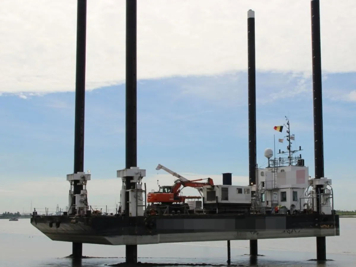 เรือบรรทุกสินค้า (Barge) สำหรับขาย