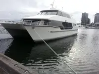 เรือสองลำ (Catamaran) สำหรับขาย