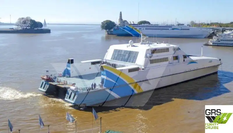 เรือบรรทุกสินค้าแบบ Ro-Ro สำหรับขาย