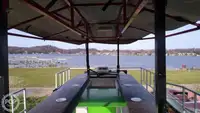 เรือบรรทุกตู้คอนเทนเนอร์ สำหรับขาย
