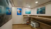 เรือสำรวจ สำหรับขาย