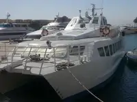 เรือสองลำ (Catamaran) สำหรับขาย