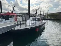 เรือนำร่อง สำหรับขาย