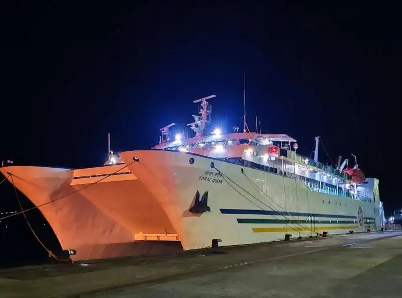 เรือบรรทุกสินค้าแบบ Ro-Ro สำหรับขาย