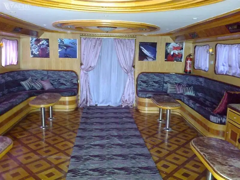 เรือสนับสนุนการดำน้ำ สำหรับขาย