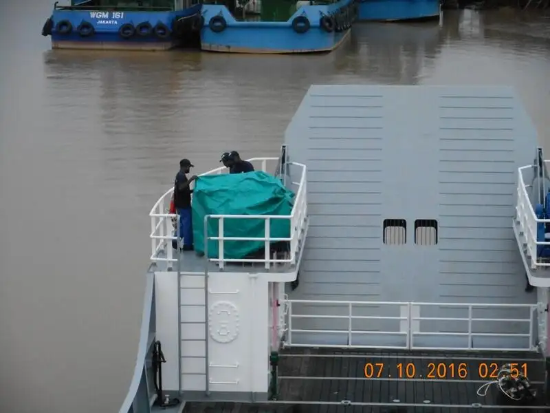 เรือบรรทุกตู้คอนเทนเนอร์ สำหรับขาย