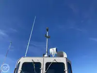 เรือขนส่งสัมภาระขึ้นฝั่งแบบมีถัง สำหรับขาย