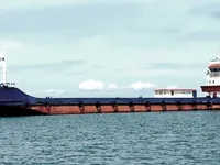 เรือขนส่งสัมภาระขึ้นฝั่งแบบมีถัง สำหรับขาย