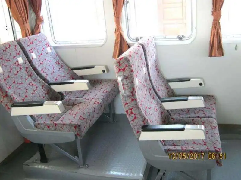 เรือนำร่อง สำหรับขาย