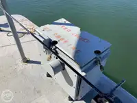 เรือขนส่งสัมภาระขึ้นฝั่งแบบมีถัง สำหรับขาย