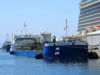 Oil/Chemical tanker สำหรับขาย