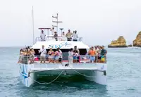 เรือสองลำ (Catamaran) สำหรับขาย