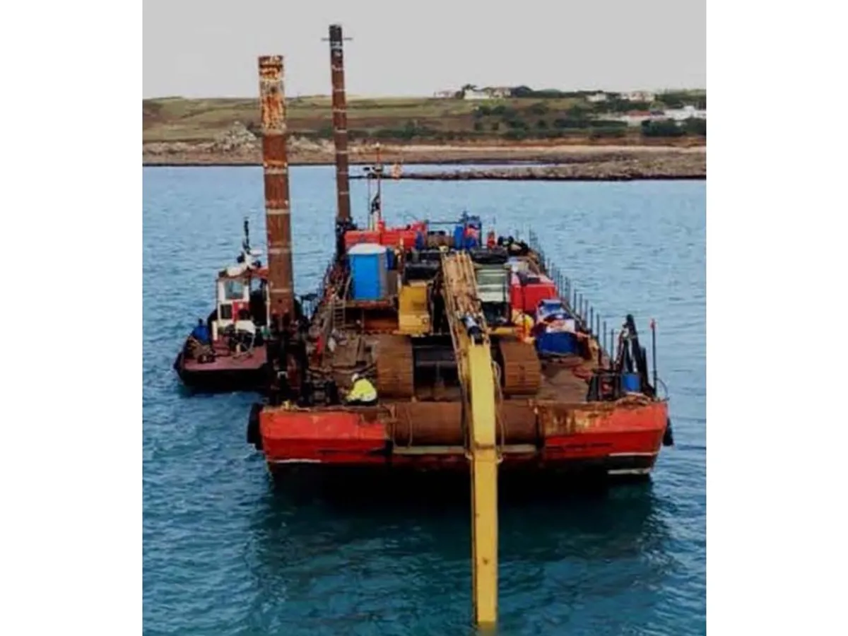 เรือบรรทุกสินค้า (Barge) สำหรับขาย
