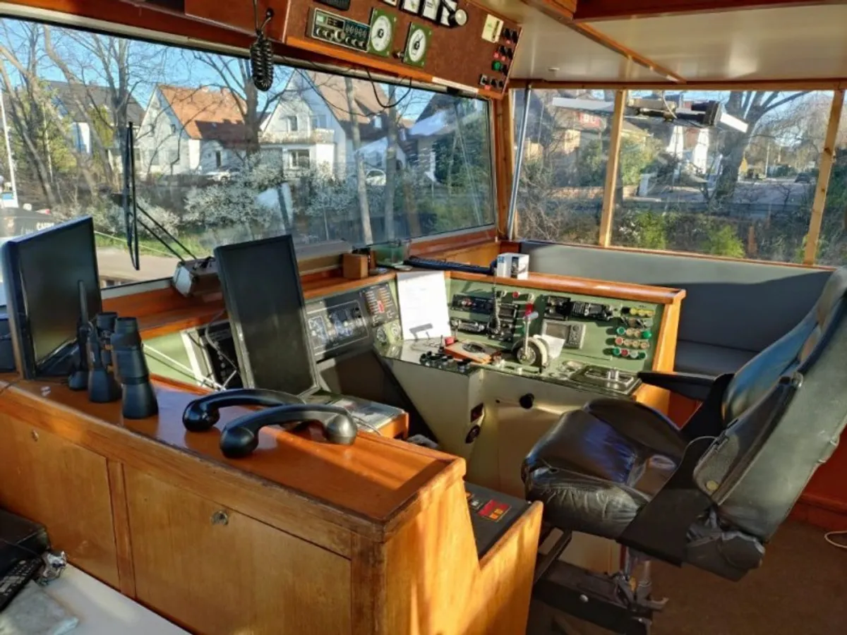 เรือบรรทุกสินค้า (Barge) สำหรับขาย