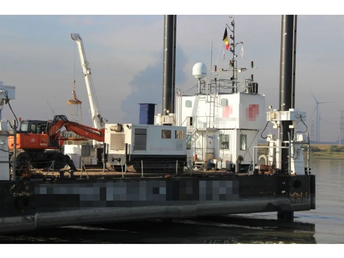เรือบรรทุกสินค้า (Barge) สำหรับขาย