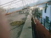 เรือขนส่งสัมภาระขึ้นฝั่งแบบมีถัง สำหรับขาย