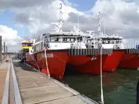 เรือสองลำ (Catamaran) สำหรับขาย