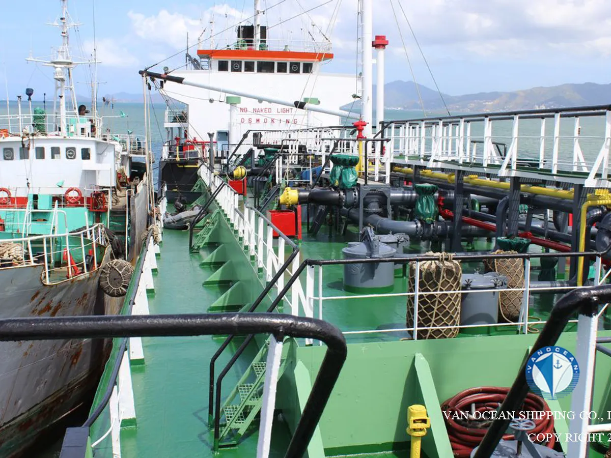เรือบรรทุกน้ำมัน/สารเคมี สำหรับขาย