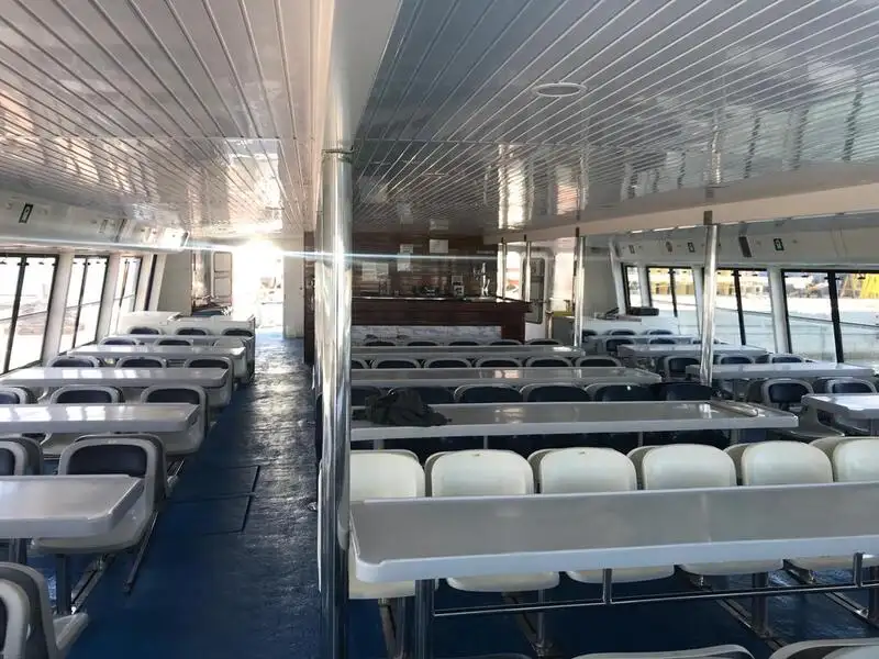 เรือสองลำ (Catamaran) สำหรับขาย