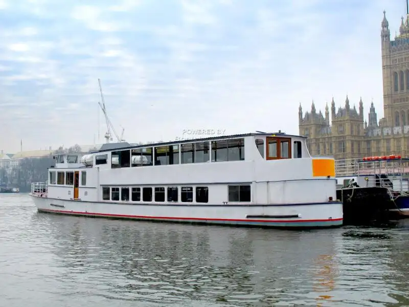 เรือเฟอร์รี่ สำหรับขาย