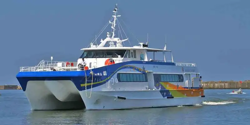 เรือสองลำ (Catamaran) สำหรับขาย