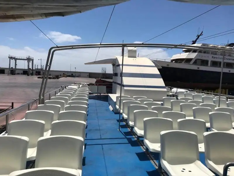 เรือสองลำ (Catamaran) สำหรับขาย