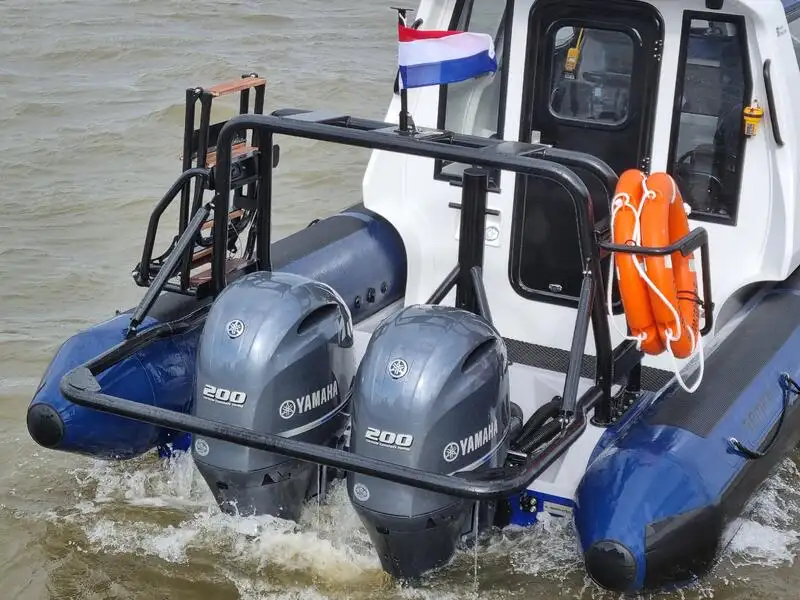 เรือบรรทุกตู้คอนเทนเนอร์ สำหรับขาย