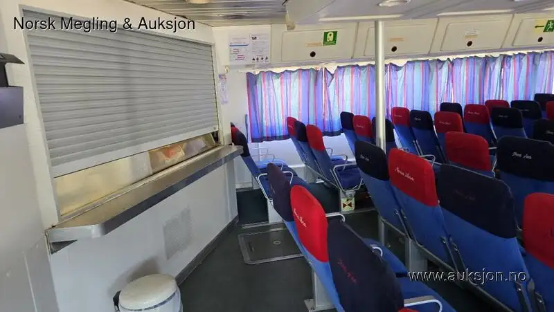 เรือสองลำ (Catamaran) สำหรับขาย