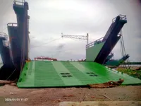 เรือขนส่งสัมภาระขึ้นฝั่งแบบมีถัง สำหรับขาย