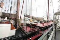 เรือยอชท์ สำหรับขาย