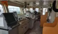 เรือขนส่งสัมภาระขึ้นฝั่งแบบมีถัง สำหรับขาย