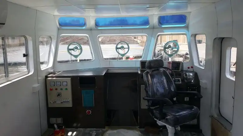 เรือนำร่อง สำหรับขาย