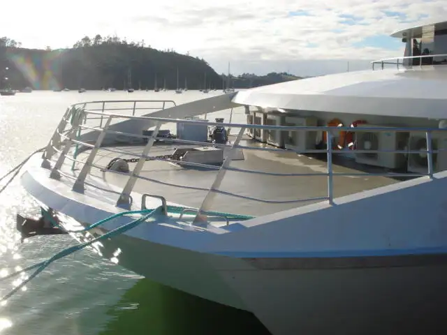 เรือสองลำ (Catamaran) สำหรับขาย