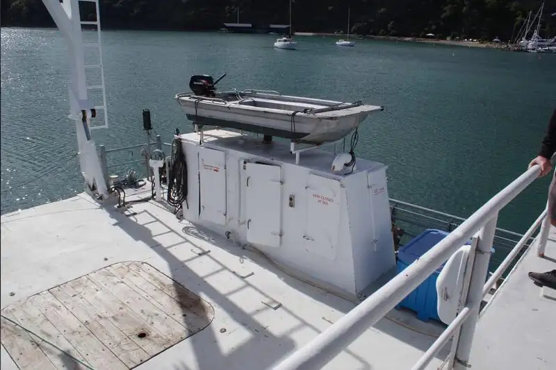 เรือสองลำ (Catamaran) สำหรับขาย