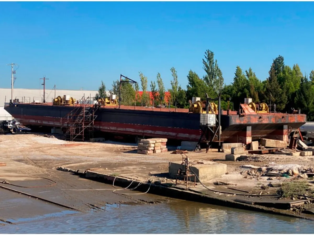 เรือบรรทุกสินค้า (Barge) สำหรับขาย