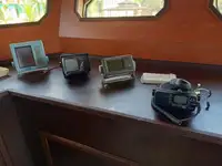 เรือขนส่งสัมภาระขึ้นฝั่งแบบมีถัง สำหรับขาย