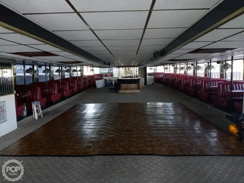 เรือสำราญ สำหรับขาย