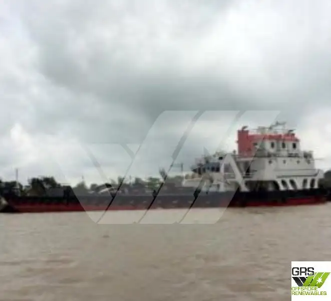 เรือขนส่งสัมภาระขึ้นฝั่งแบบมีถัง สำหรับขาย