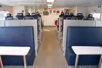 เรือสองลำ (Catamaran) สำหรับขาย