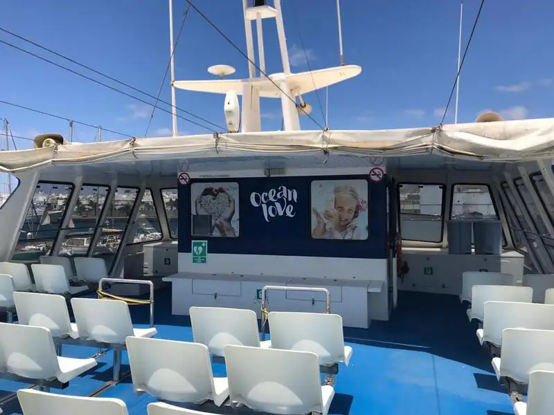 เรือสองลำ (Catamaran) สำหรับขาย