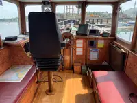เรือนำร่อง สำหรับขาย