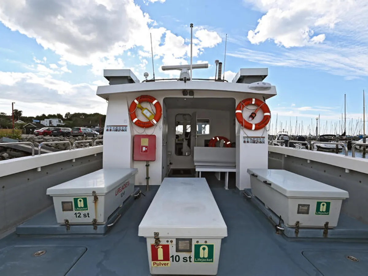เรือสองลำ (Catamaran) สำหรับขาย