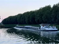 เรือบรรทุกสินค้า (Barge) สำหรับขาย