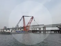 เรือติดตั้งเครน สำหรับขาย