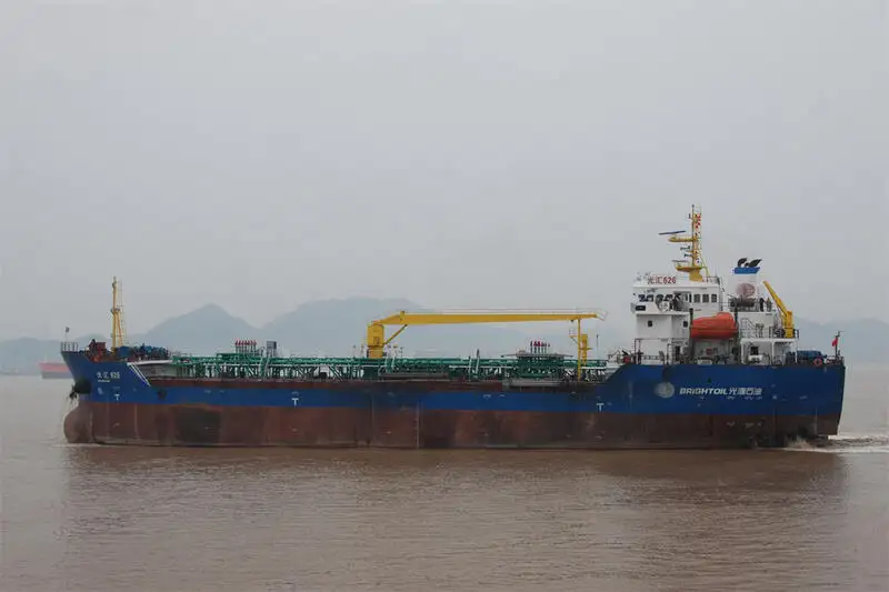 เรือบรรทุกน้ำมัน, เรือบรรทุกสารเคมี สำหรับขาย