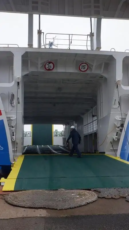 เรือ RORO สำหรับขาย